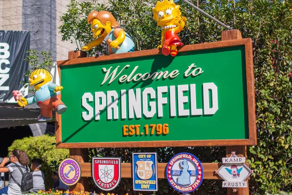 La, usa - 2. November 2018: simpsons springfield sign bei universal studios hollywood, la, usa — Stockfoto