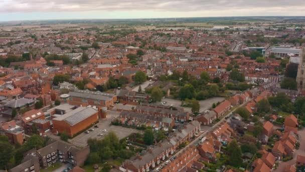 Widok z lotu ptaka na Beverley Minster i otaczające miasto w East Yorkshire, Wielka Brytania-2019 — Wideo stockowe