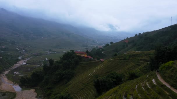 Aerial drone footage of rice terraces in Sapa, Northern Vietnam -October 2019 — Stock Video