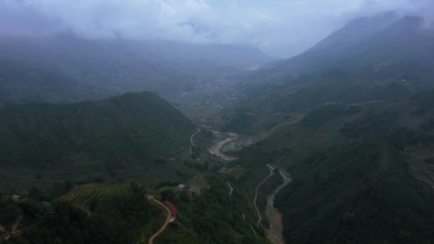 Aerial drone footage of rice terraces in Sapa, Northern Vietnam -October 2019 — стокове відео