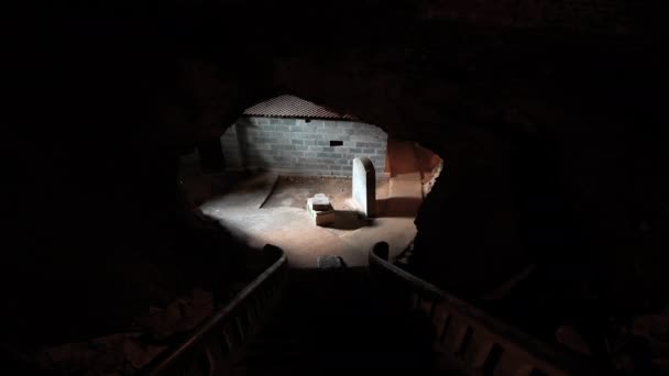 越南Tam Coc的Bich Dong塔洞穴外的楼梯 — 图库视频影像
