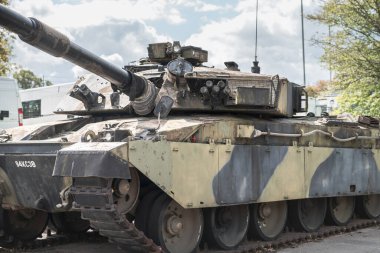 Aldershot, İngiltere - 9 Eylül 2020: Chieftain Challenger Tank Aldershot Müzesinde sergileniyor
