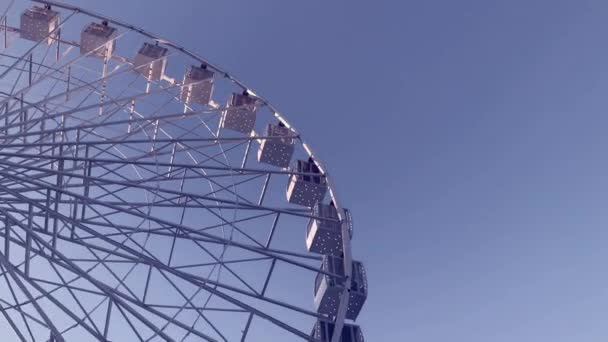 Roda Gigante Alto Carrossel Contra Céu — Vídeo de Stock
