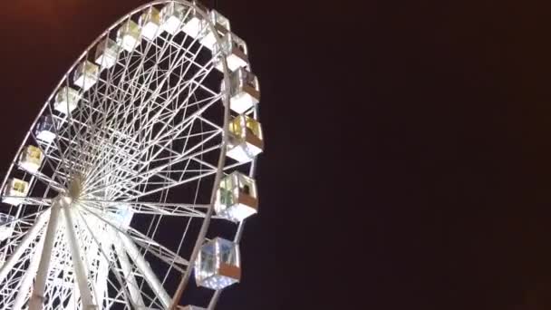 Ferris Wheel High Luminous Carousel Dark Background Evening Video Black — Stock Video