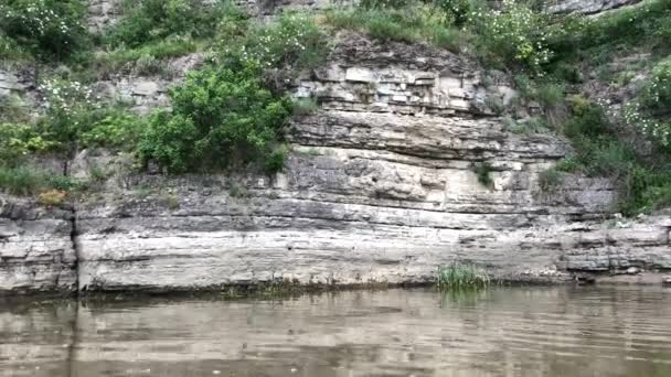 Cliffs Canyon Rise River Rocky Mountain Cliff Banks Dniester River — Stock Video