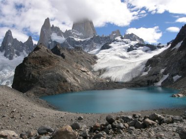 Fitz Roy dağı ile üç Göl, Chalten, Arjantin