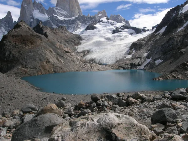 Lago dei tre con Fitz Roy montagna, Chalten, Argentina — Foto Stock