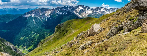 Zomer Oostenrijkse Alpen Hoge Bergtoppen — Stockfoto