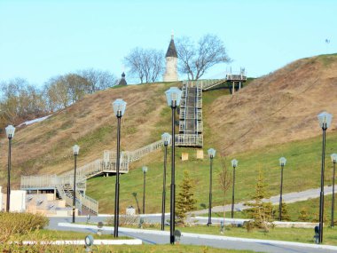 Bolgar Tataristan Rusya Şehri. Volga nehir seti. Demirbaşlar, merdivenler, kubbeler, anıtlar