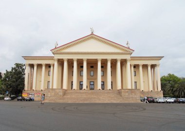 Soçi 'deki Kış Sarayı güneşli bir yaz gününde