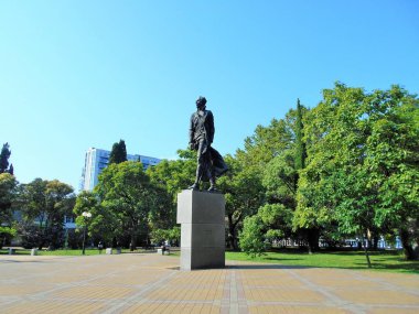 Ünlü Sovyet yazar Nikolai Ostrovsky 'nin Soçi' deki anıtı.