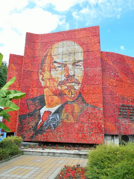Памятник Владимиру Ленину Сочи — стоковое фото