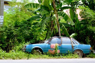 Bangkok, Tayland - 29 Eylül 2019 Eski araba yolda , 