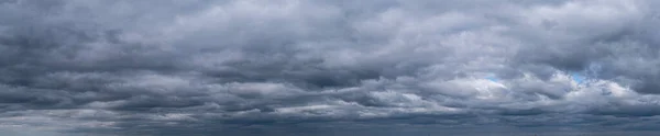 Panorama Dramatické Oblohy Mraky Před Bouří Tmavé Abstraktní Pozadí — Stock fotografie