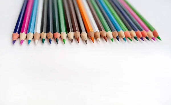 Pile Crayons Colorés Isolés Sur Fond Blanc — Photo