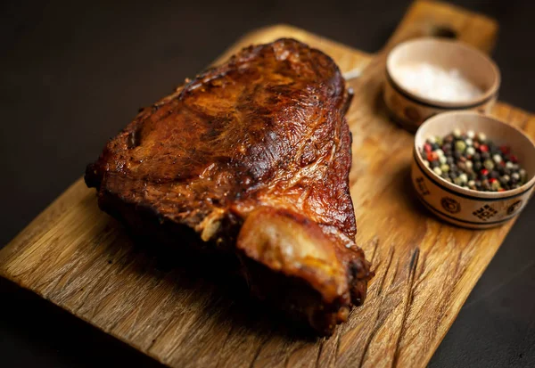 Fatty Grilled Pork Steak Spices Wooden Chopping Board Black Stone — Stock Photo, Image