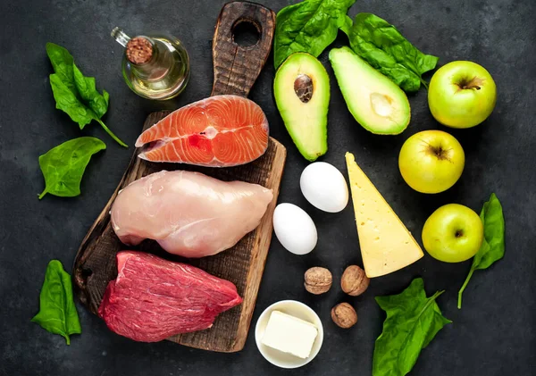 Ketogene Low Carbs Diät Nahrungsmittelauswahl Auf Schwarzem Hintergrund — Stockfoto