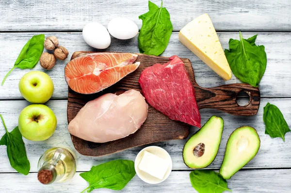 Ketogene Koolhydraten Dieet Voedsel Selectie Zwarte Achtergrond — Stockfoto