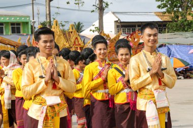 Rasisalai,Sisaket,Tayland - 31 Mayıs 2019 : Thai grubu performans sergiliyor