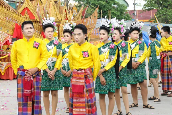 Rasisalai,Sisaket,THAILAND - MAY 31,2019 : Thai group performing — Stock Photo, Image