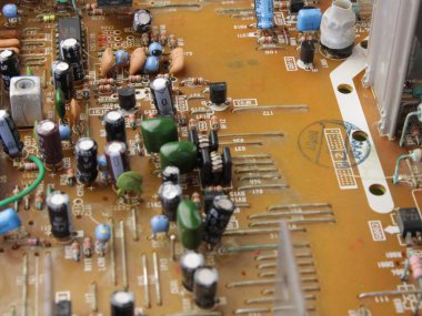 koleksiyonunda elektronik bileşenler