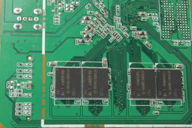 koleksiyonunda elektronik bileşenler