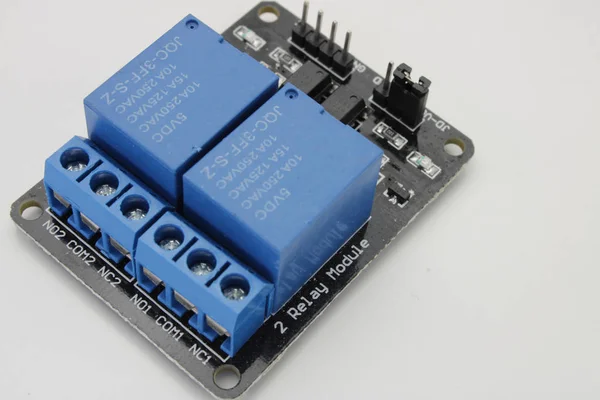 koleksiyonunda elektronik bileşenler