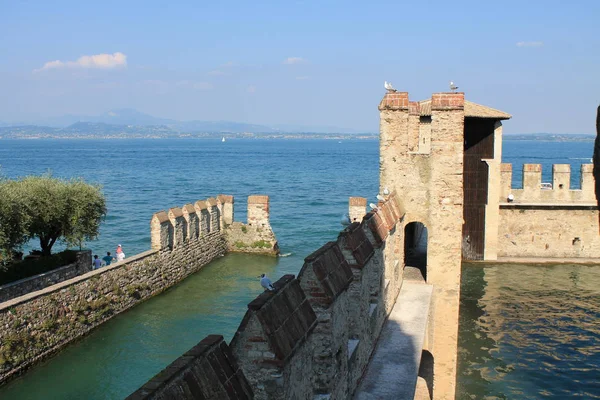 Fortaleza Scaligera Sirmione Italia — Foto de Stock