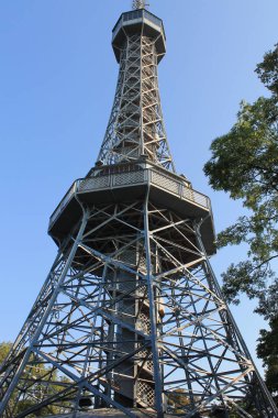 Prag Çek Cumhuriyeti 'nde Petrin Tepesi 'nde cazibe