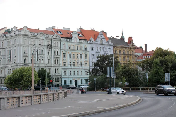 Прага Стріт Чехія Ясний Літній Ранок — стокове фото