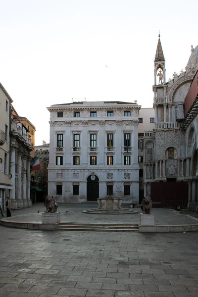 Pequena Praça Veneza Itália Dia Nublado — Fotografia de Stock