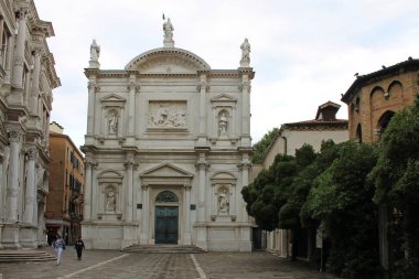 Bulutlu bir günde Venedik Italya küçük kare