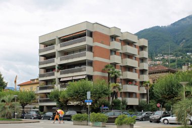 Locarno İsviçre bulutlu bir yaz gününde