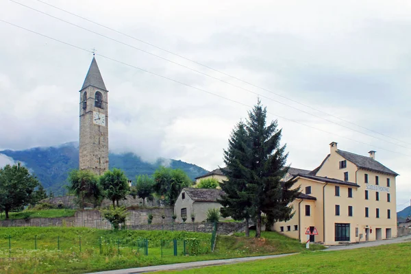 Italian Village Foothills Alps — Stock Photo, Image