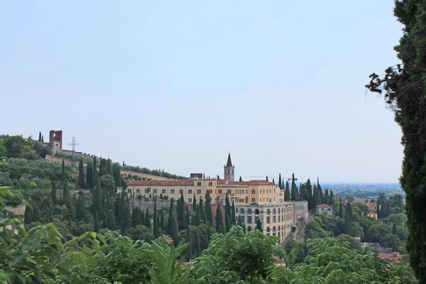 Hermoso Panorama Verona Italia Con Vistas Los Tejados Rojos Brillantes — Foto de Stock