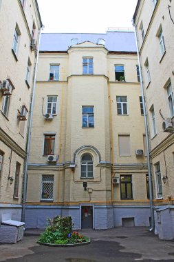 Moskova Rusya Moskovskaya sokakta evin avlusu