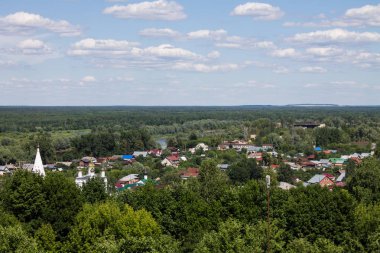 Net bir yaz gününde Rusya'da Gorokhovets Panorama