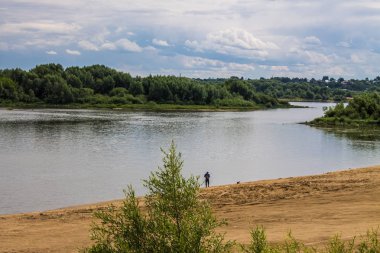 Murom için Nehir Oka, Rusya bulutlu yaz günü