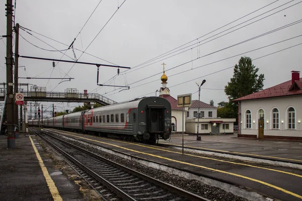 Murom Vladimir Region Ryssland Augusti 2019 Järnvägsstation Med Passagerartåg Räls — Stockfoto
