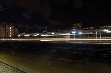 Moskova / Rusya-Ağustos 27, 2019: Gece Reutovo Tren Istasyonu