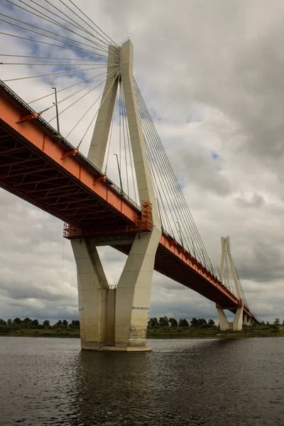 Ponte Cabo Murom Rússia Através Rio Oka Dia Nublado Verão — Fotografia de Stock