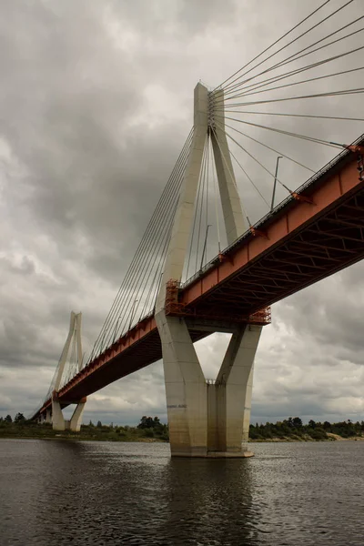 Ponte Cabo Murom Rússia Através Rio Oka Dia Nublado Verão — Fotografia de Stock