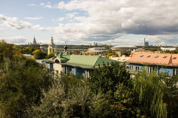 Moscou Rússia Setembro 2019 Vista Panorâmica Sobre Telhado Edifício Primeiro — Fotografia de Stock