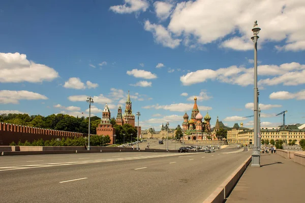 Panoramiczny Widok Plac Czerwony Moskwie Bazylea Katedra Kreml Jasny Letni — Zdjęcie stockowe