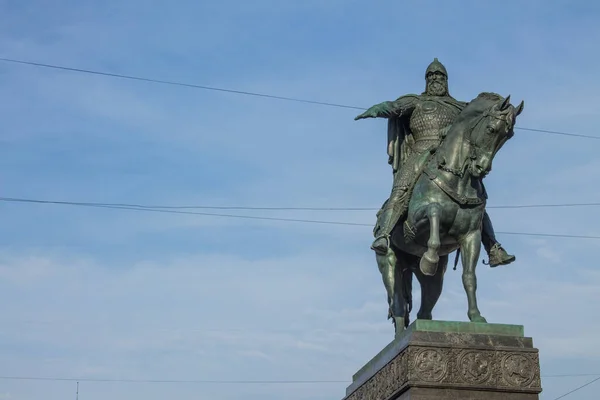 Monumento Yuri Dolgoruky Contra Céu Azul Espaço Para Copiar Moscou — Fotografia de Stock