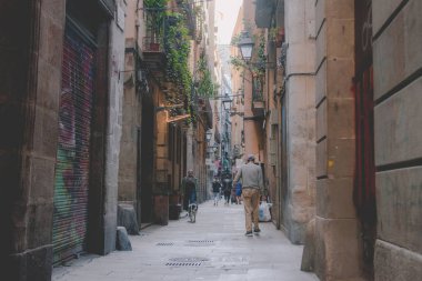 eski şehir Barcelona sokakta