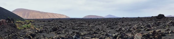 Panoramafoto Van Het Vulkanische Landschap Van Lanzarote Rond Timanfaya — Stockfoto