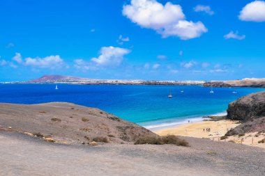 Lanzarote Playa Blanca manzaralı deniz manzarası, İspanya