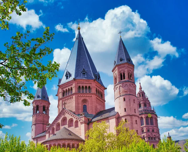 Mainzer Dom in Deutschland — Stockfoto