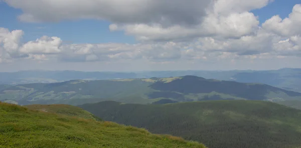 Trekking Nei Carpazi Attraverso Petros Hoverla Lungo Crinale Montenegrino Pop — Foto Stock